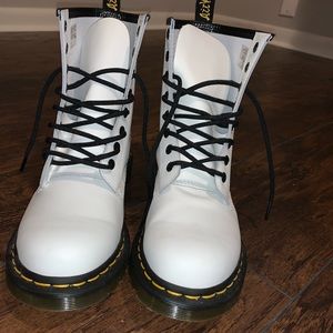 White 1460’s 8-Eye Doc Martens!
